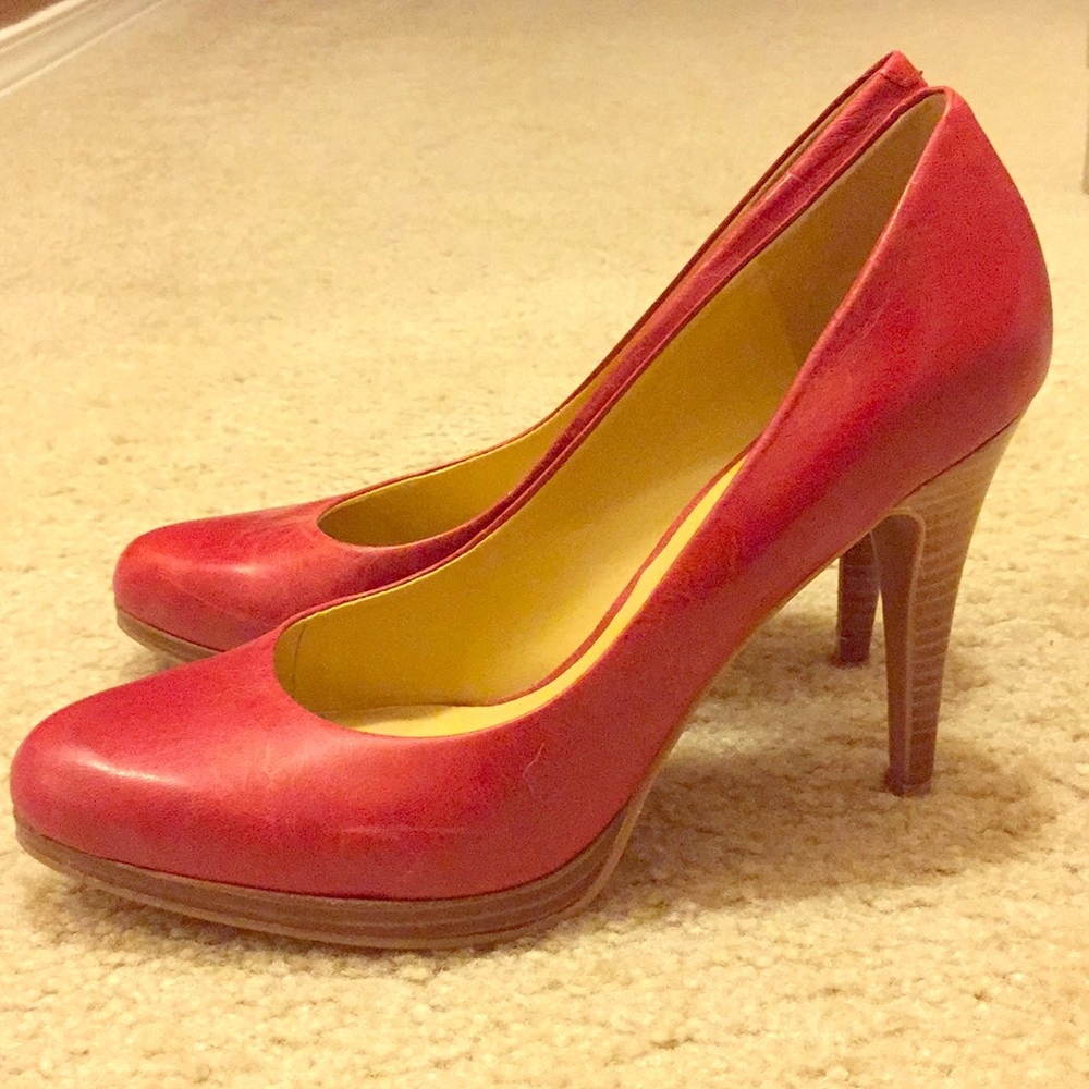 Nine West red pumps